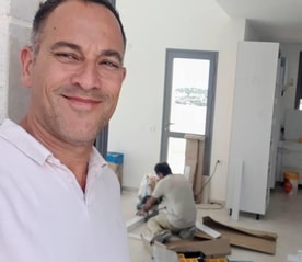 הציפור הצהובה