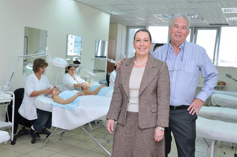 איב סנטר - בית הספר הבינלאומי לקוסמטיקה   