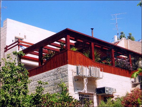 ח אנזה גגות ארזים   