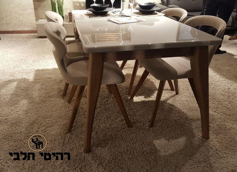 רהיטי חלבי   