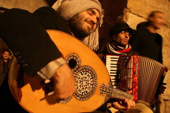 גלעד חזן- מורה לנגינה   