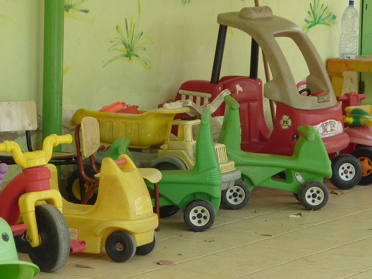 גני בית וגן ברחבת הבימבות  