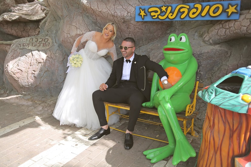 גל הפקות   