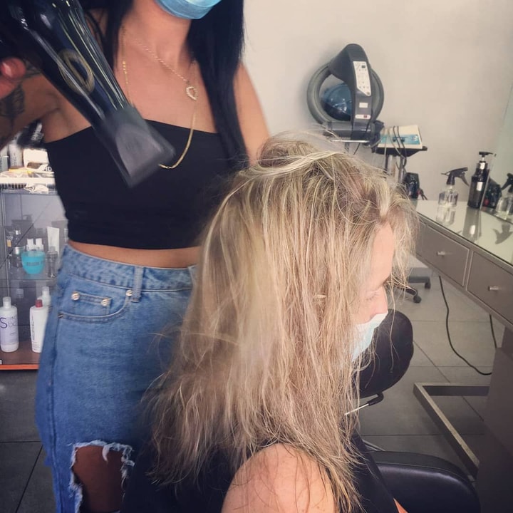 עופר דנה - מעצבי שיער   