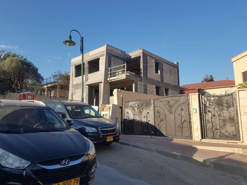 י.ע.ח. בניה מתקדמת בעמ   