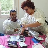 דר נלי שטיינבוק - מומחית לטיפולי שורש   
