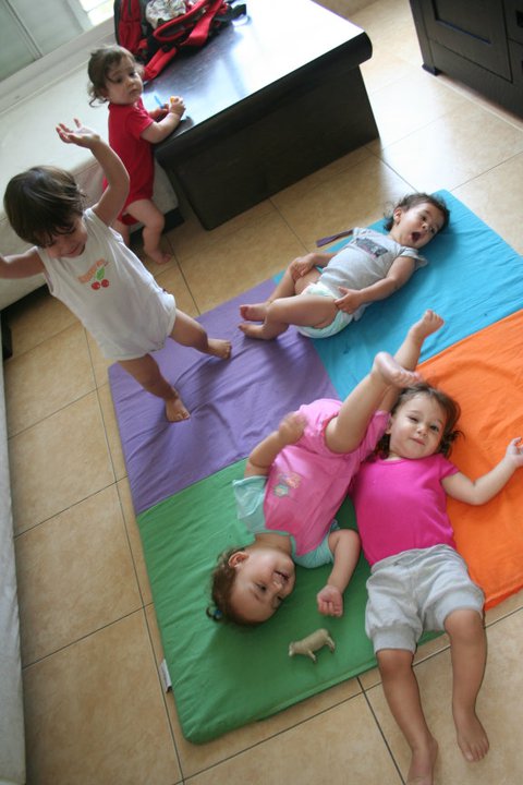המשפחתון של שרון   