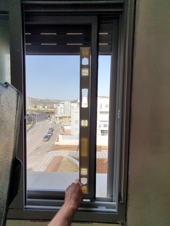 אלום איימן   