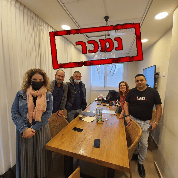 חמישה יועצי נדל"ן - מאיר שאשא   