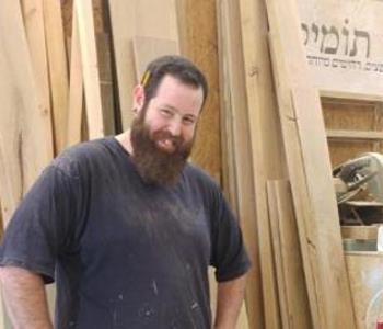 תומיק   