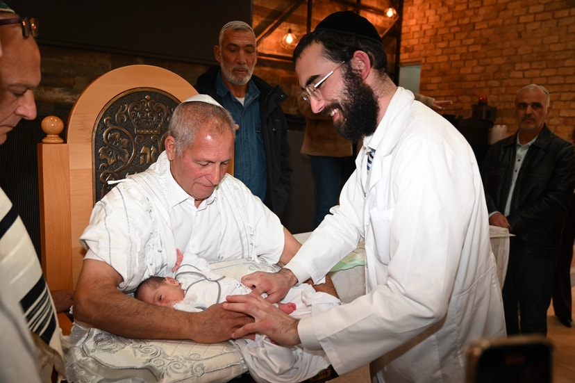 מוהל יעקב מאיר גלזר   