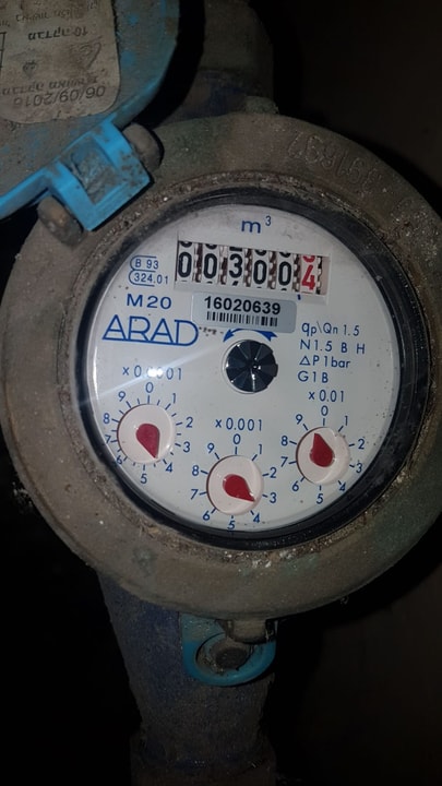 חיים יצחק אינסטלטור   