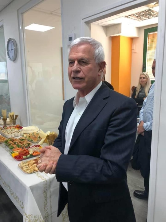 גל אלמגור   