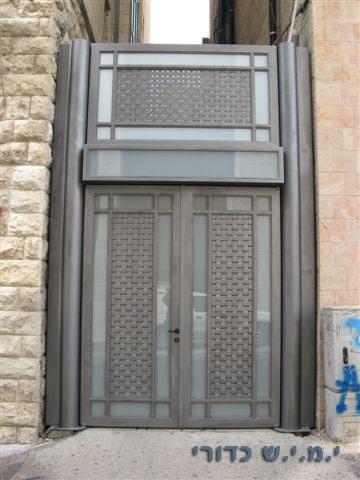 י.מ.י.ש כדורי - מסגרות ועבודות ברזל שערי כניסה  