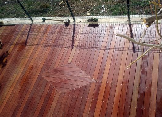 אריאל אביקם פרקט ודק