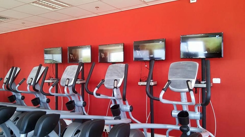 The cage gym‏   
