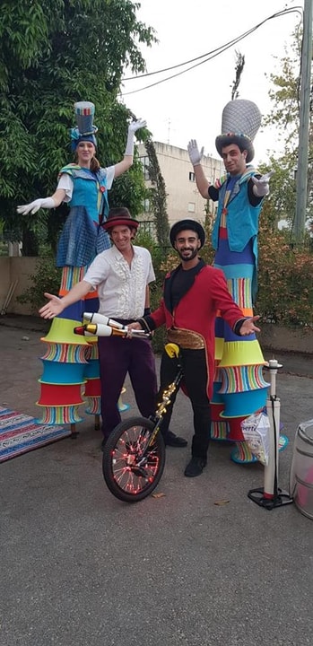 גובהטרון - הפעלות לילדים מעולם הקרקס   
