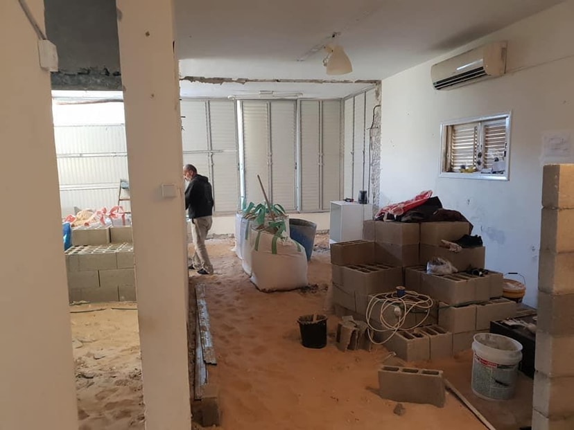 כאן גרים בכיף - הנדסת בניין שיפוצים וניהול פרויקטים   