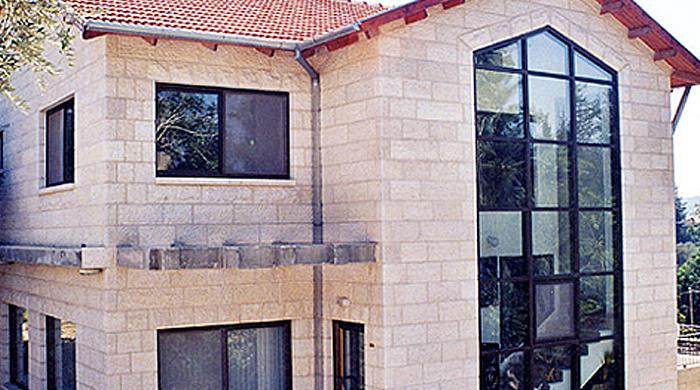 עופר ל. אלומיניום - עבודות אלומיניום   