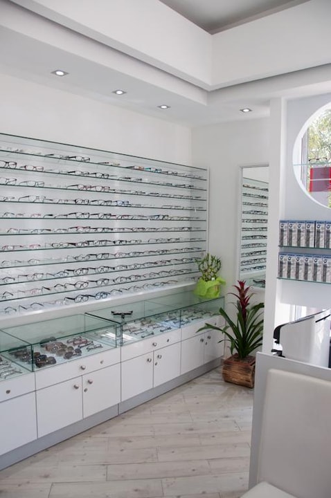 ויז'ין קליניק  -VISION CLINIC   